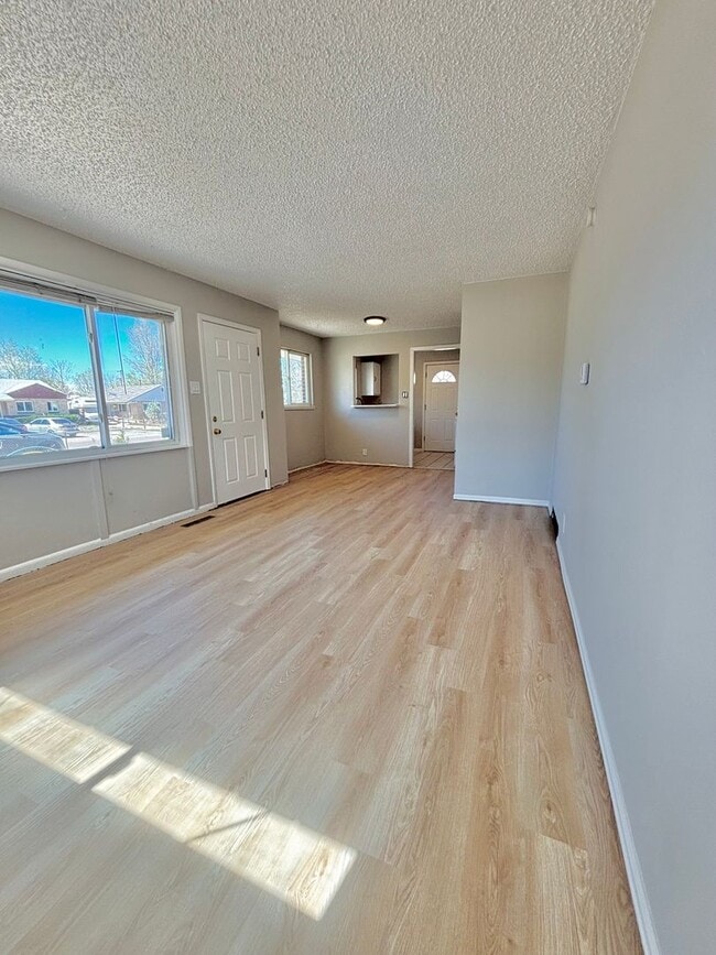 Photo - Remodeled Denver Park Hill 2-Bed Home Near City Park & Transit! Available Now!!