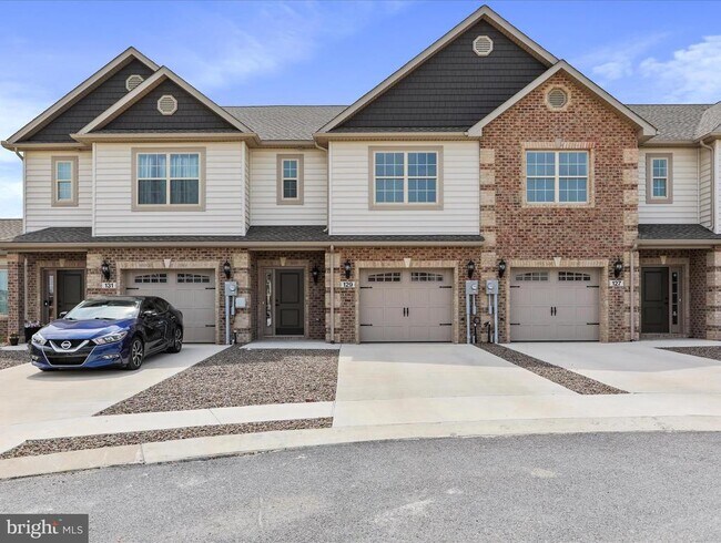 Photo - 129 Delano Dr