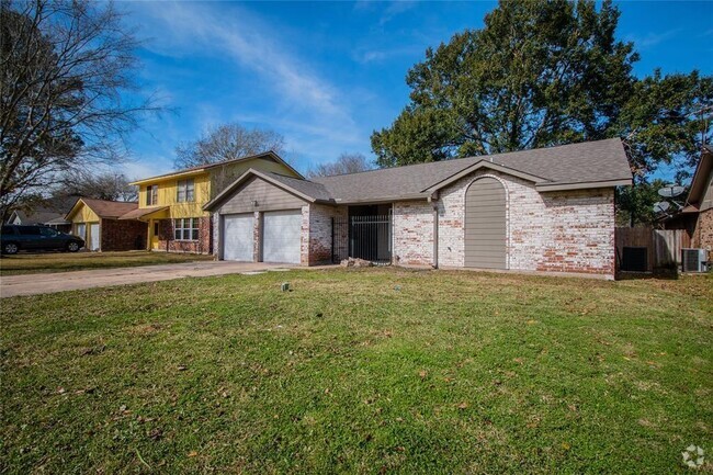 Building Photo - 19326 Leafwood Ln Rental