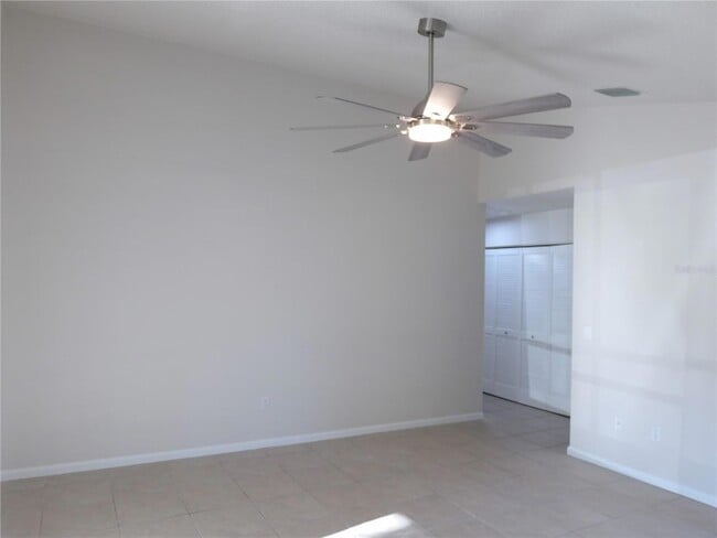 Photo - 75 Wellwood Ln