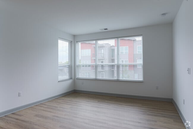 1HAB, 1BA - Robinson