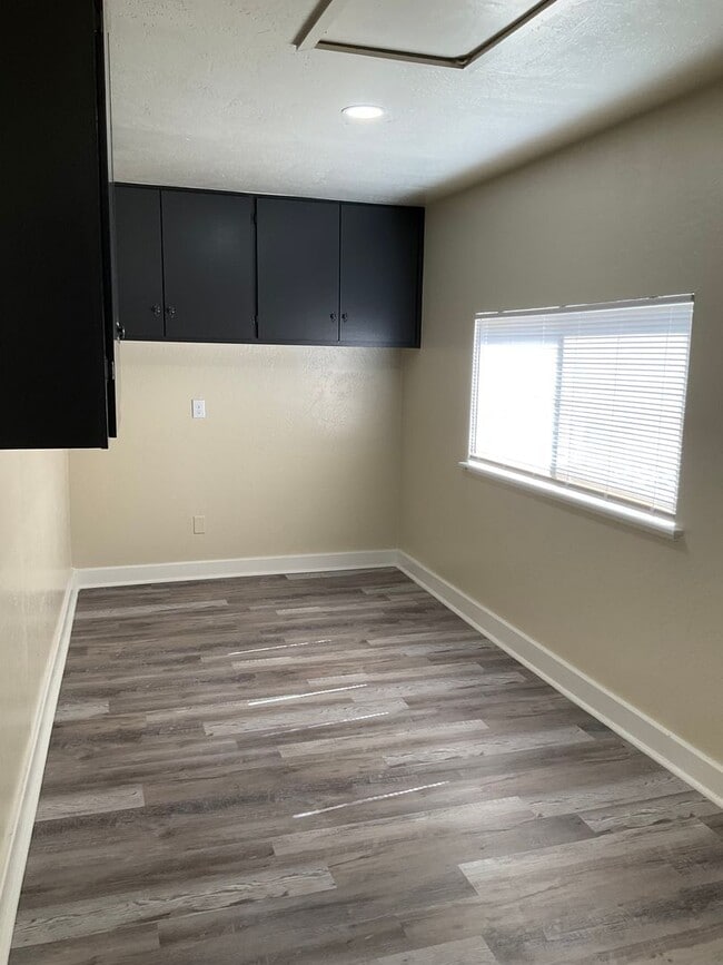 Photo - APPLY NOW!!!!