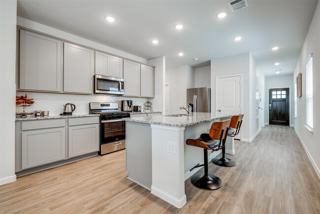 Photo - 8026 Peppercorn St