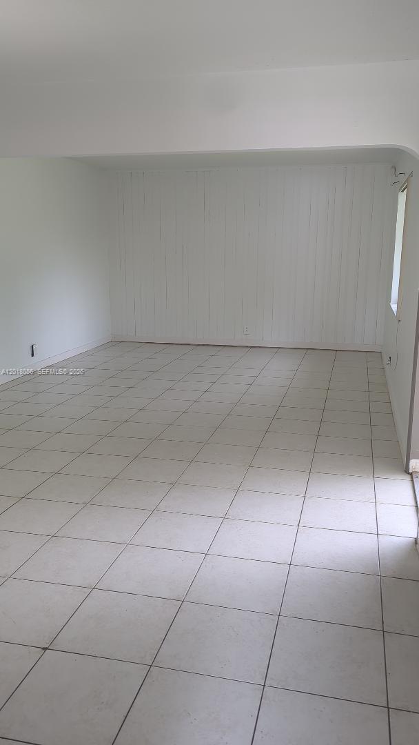 Photo - 1544 Arthur St Unit 4