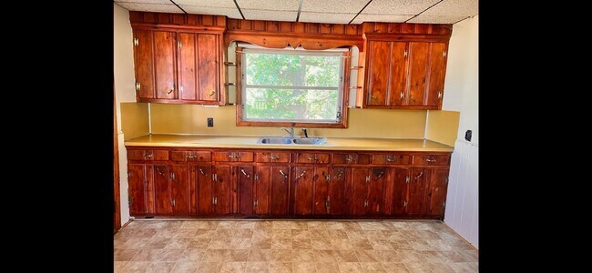 Photo - NO HUD NO SECTION 8