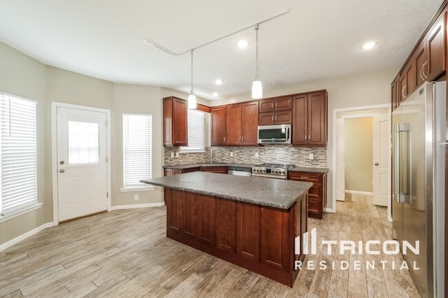 Photo - 17534 W 158th Terrace