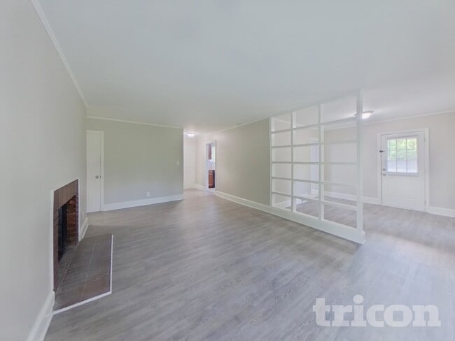 Photo - 5530 Wedgewood Dr