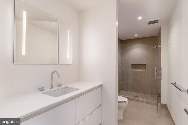 Photo - 1630 Columbia Rd NW Unit 104