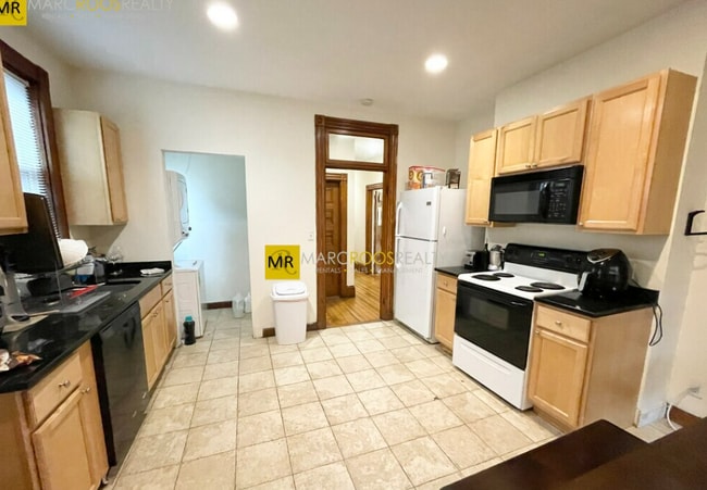 Photo - 121 Calumet St Unit 1