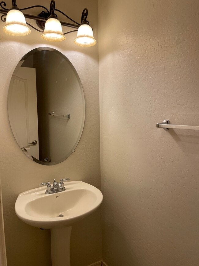 Photo - 14816 N 140th Ave