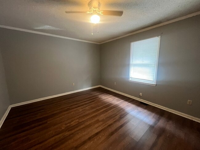 Dormitorio 2 - 3208 Crestwood Dr Unidad A