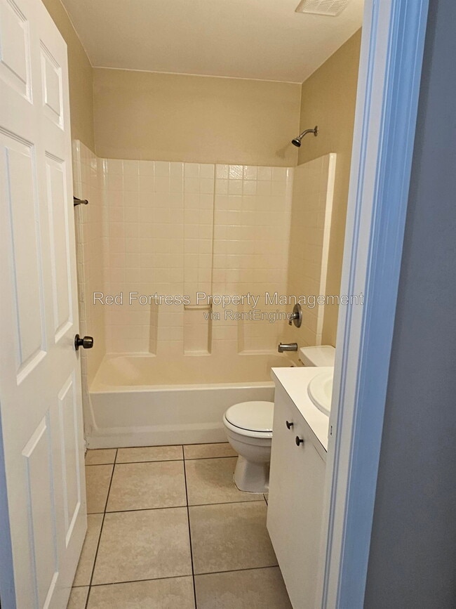 Photo - 5237 30th St SW