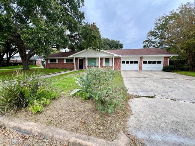 Photo - 795 Vogel Dr