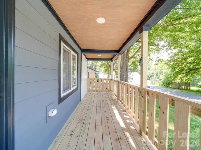 Photo - 1012 Wood St