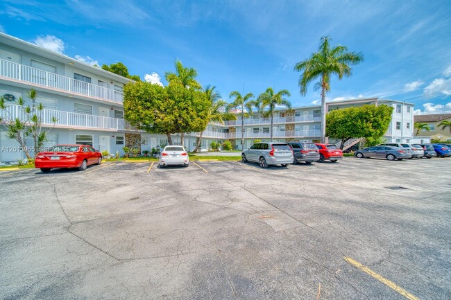 Photo - 7101 SW 89th Ct Unit 110