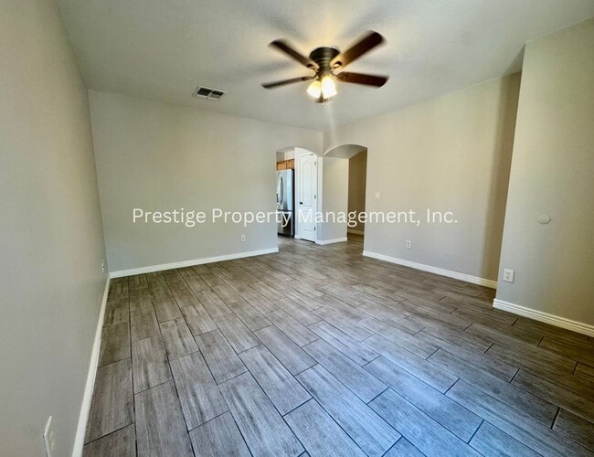 Photo - 3/2 Cozy Home In Green Valley, Waiting For You!