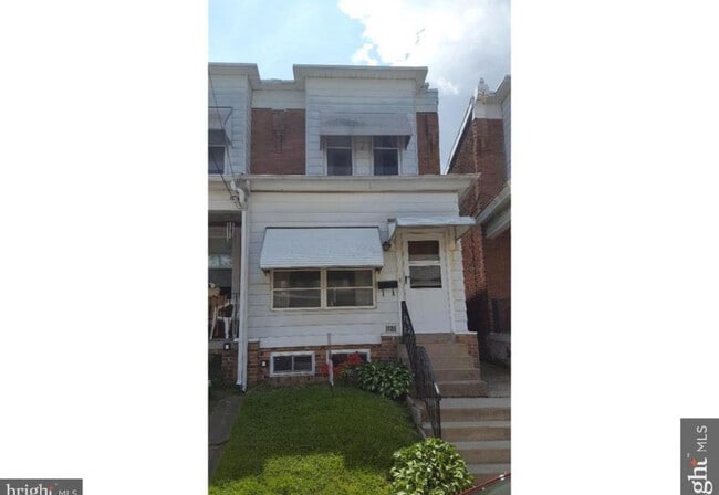 Photo - 1121 Eleventh St Townhome