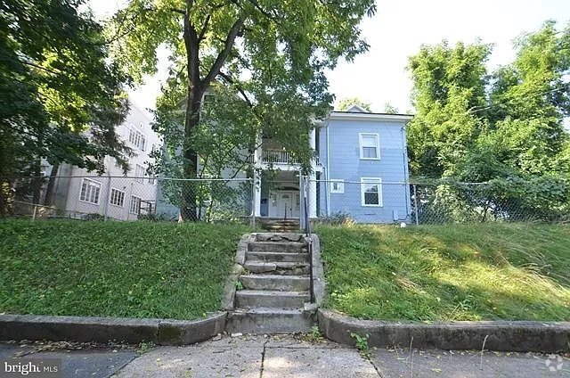 Building Photo - 3511-3511 Powhatan Ave Unit 4 Rental