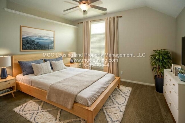 Photo - Kick Off the New Year with a Move-In Ready Gem in Oak Ridge Meadows in Lee's Summit!