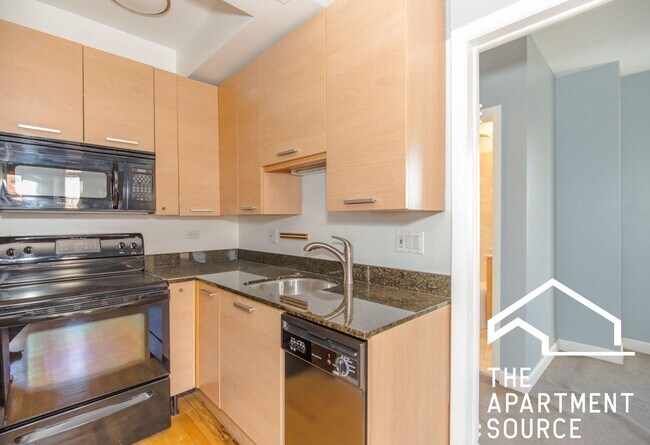 Photo - 732 W Bittersweet Pl Unit 406