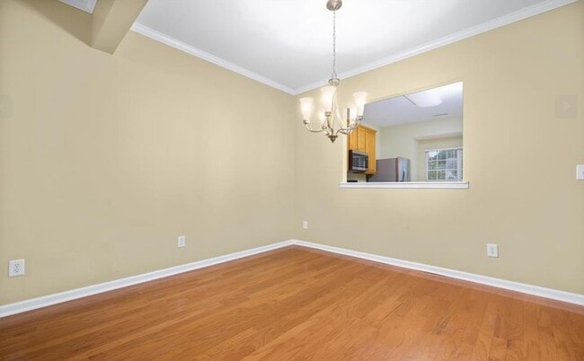 Photo - 28 Sharpstone Ln