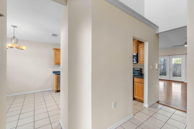 Photo - 1916 Kadima Cir