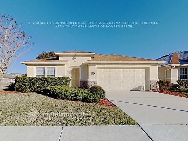 Building Photo - 12390 Deersong Dr