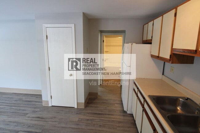 Photo - 17 Ellison Dr Unit 7