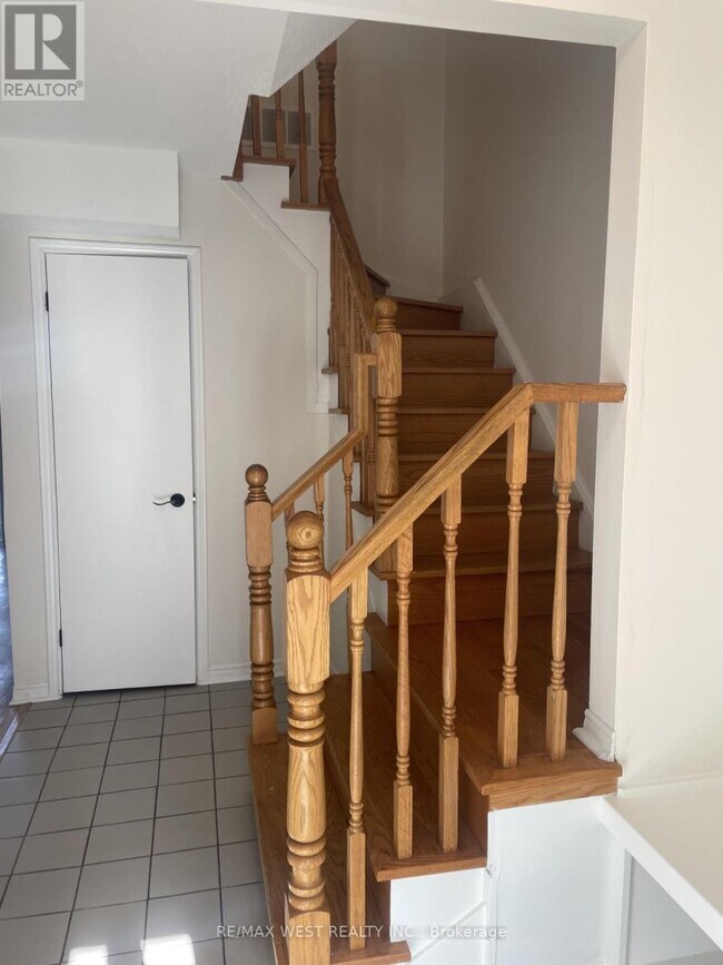 Photo - 2299 Marine Dr