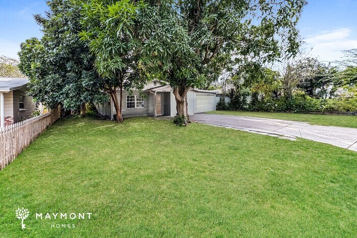 Photo - 2312 32nd Ave N