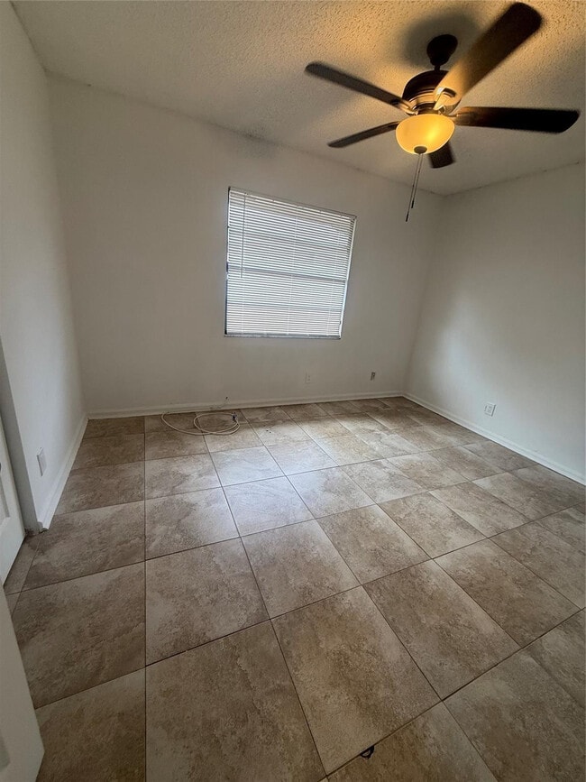 Photo - 7427 SW 13th St