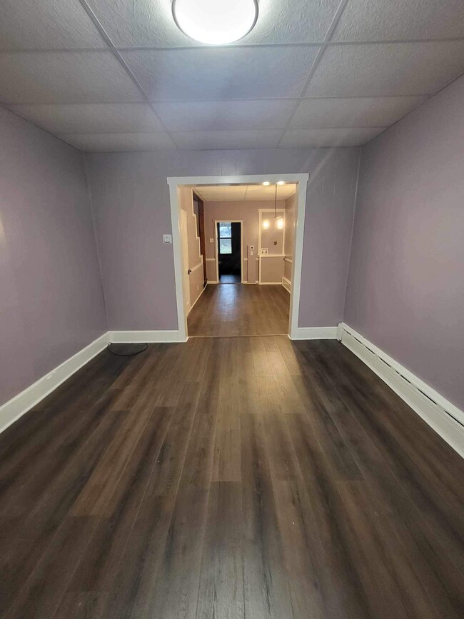 Building Photo - 235 S Vine St Rental