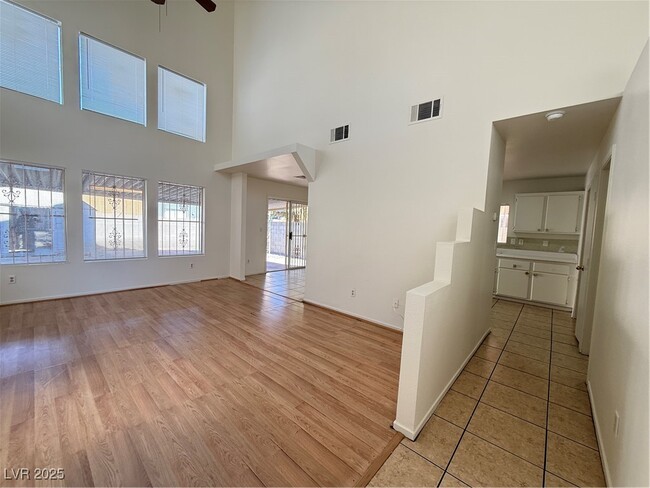 Photo - 4622 Little Wren Ln