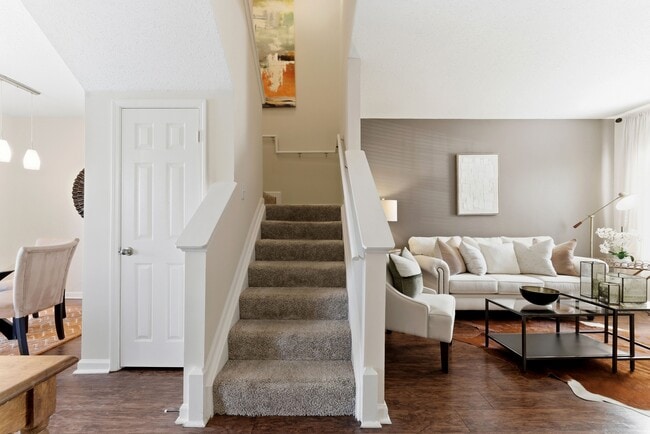 Battle Creek Village Townhomes
