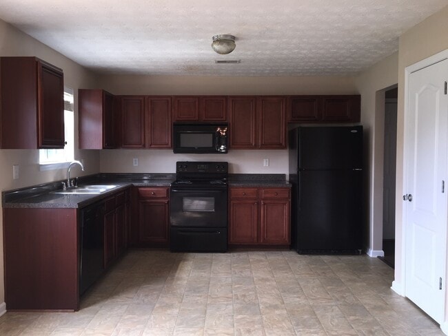 Photo - Ola schools 4 bedrooms 2.5 baths on large level lot