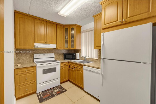 Photo - 6135 NW 186th St Unit 201