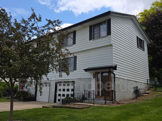 Photo - 219 McDivitt Ln Rental