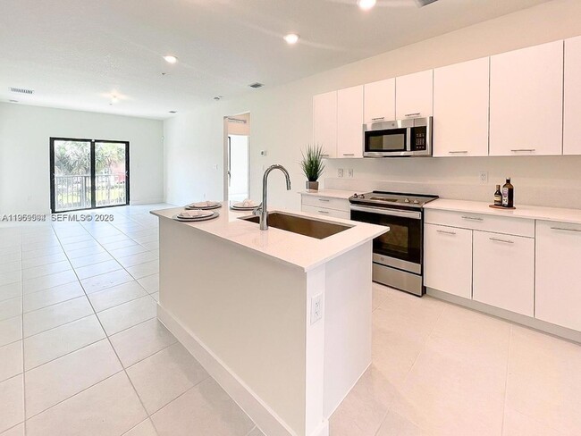 Photo - 8001 NW 41st St Unit F-206