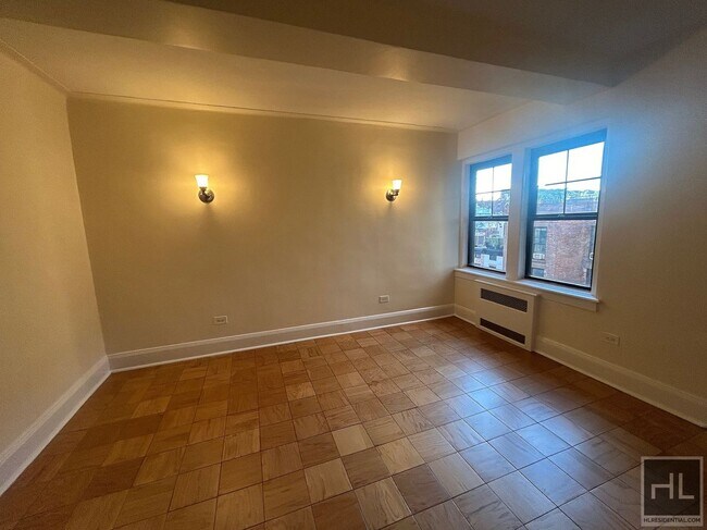 Photo - Christopher Street Unit 6E