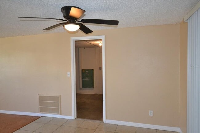 Photo - 2143 Chatlin Rd