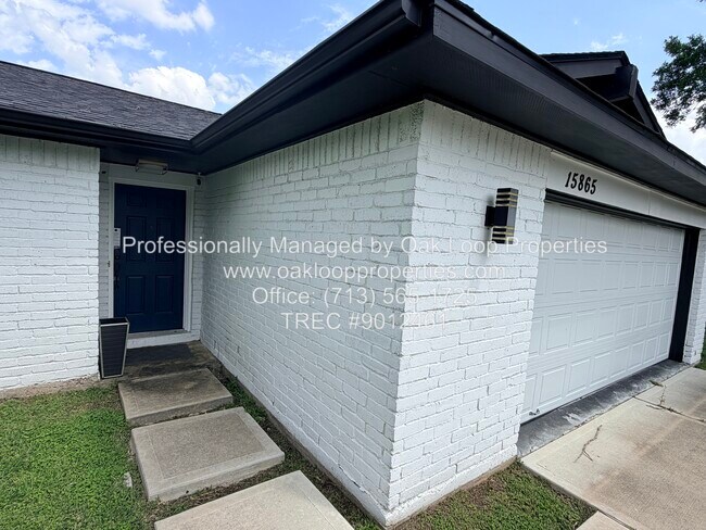 Photo - 15865 Ridgeroe Ln