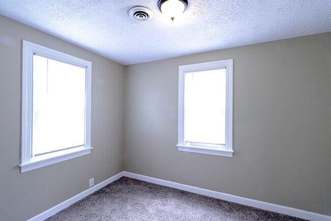 Photo - Newly Renovated 2 Bedroom Ranch