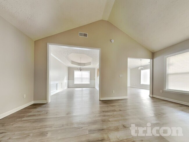 Photo - 7113 Boulder Pass