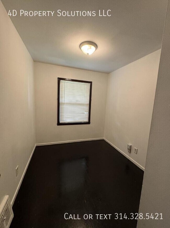 Photo - 424 Lancashire Rd