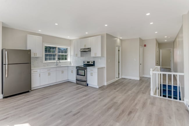 Building Photo - 1438 W York St Rental