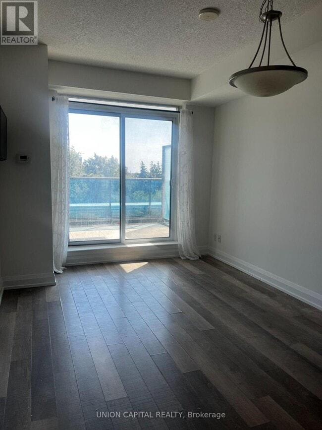 Photo - 7167 Yonge St Unit 420