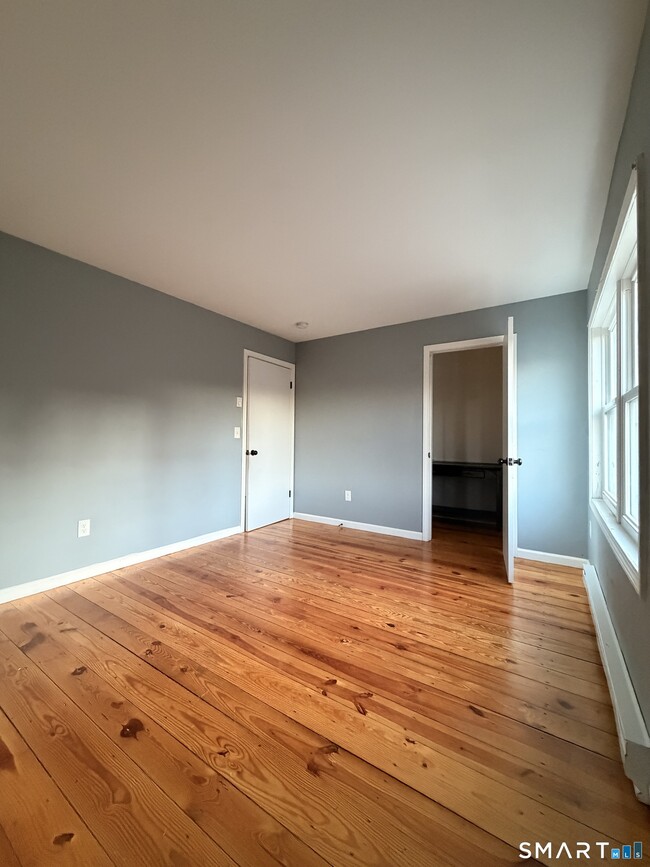 Photo - 126 E Liberty St