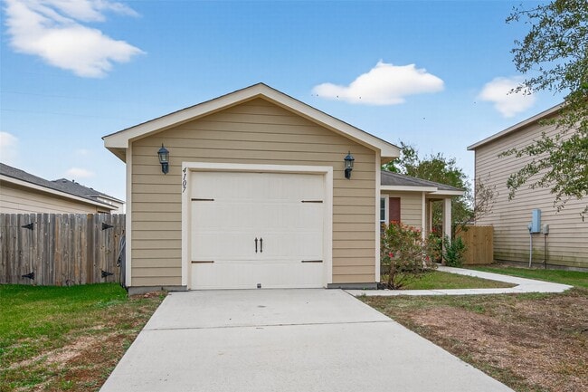 Photo - 4107 Pedernales River Ln