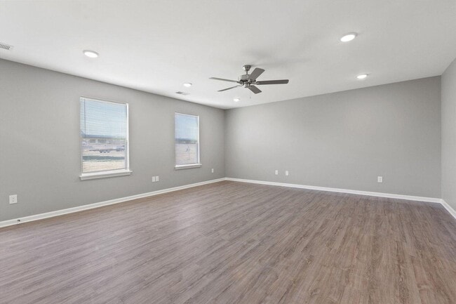 Photo - 504 Cripple Creek Cir