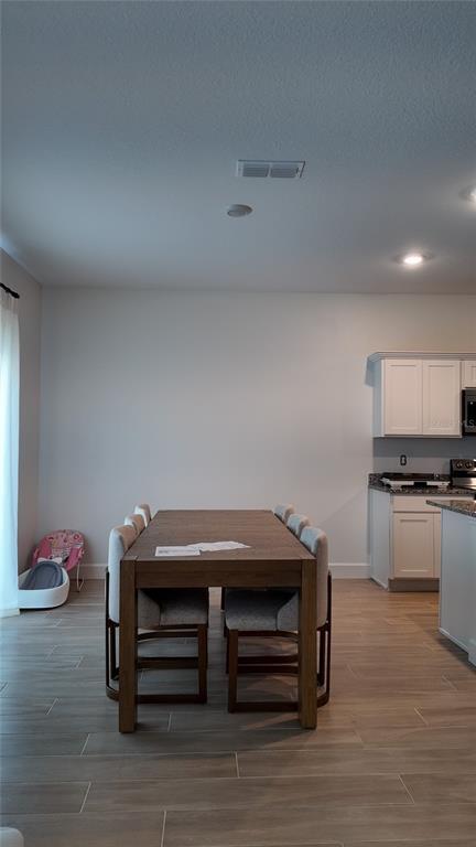 Photo - 8599 Sportsman Lp